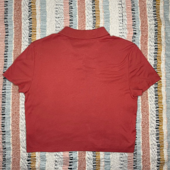 American Eagle Women’s Cropped Collared Polo Baby Tee in Pink - Picture 4 of 8